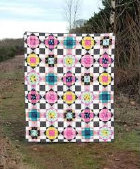 Erica Jackman Kitchen Table Quilting The Naomi Quilt Pattern - 3 Size Variations Per Pattern