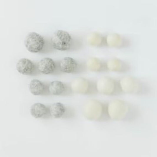 Kimberbell Kimberbellishments Winter Wonderland Wool Felt Balls (18 Balls Various Sizes)