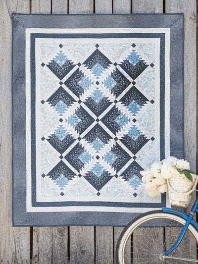Annie's Quilting Creative Log Cabin Quilts Pattern Book - 10 Primary Log Cabin Designs (Softcover)