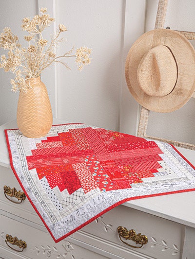 Annie's Quilting Creative Log Cabin Quilts Pattern Book - 10 Primary Log Cabin Designs (Softcover)