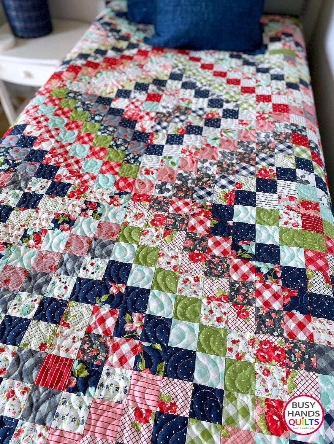 Busy Hands Quilts Scrappy Goodness Quilt Pattern - 5 Size Variations Per Pattern