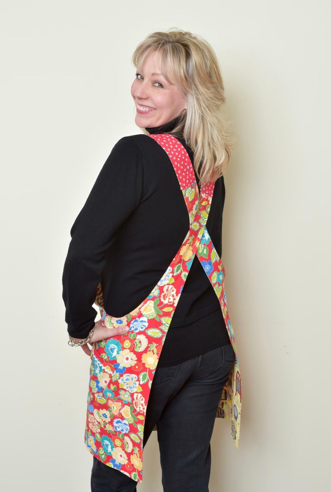 Mary Mulari Designs Crisscross Reversible Apron Pattern