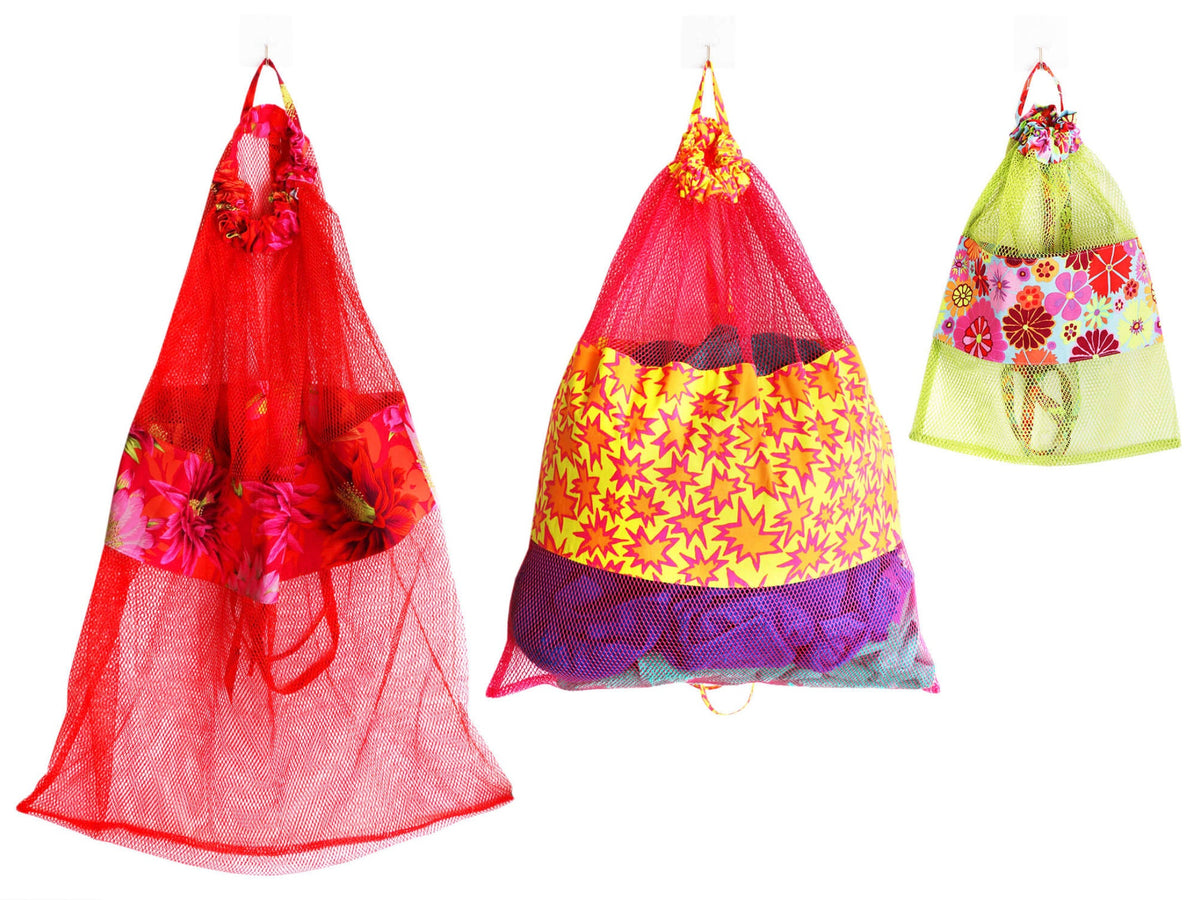 ByAnnie It's A Cinch Bag Pattern (14 Colors of 18"x54" Mesh Packs Sold Separately)