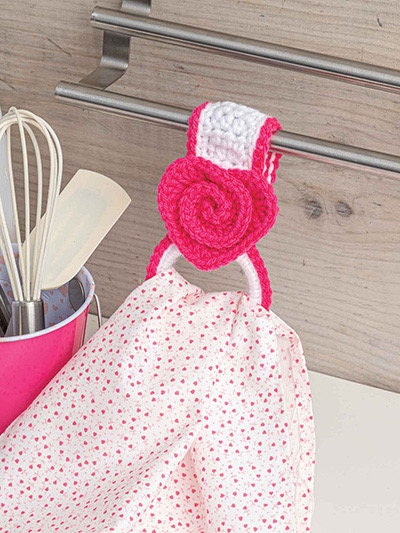 Annie's Crochet Make-it-Tonight Towel Toppers - 12 Projects Per Pattern Book