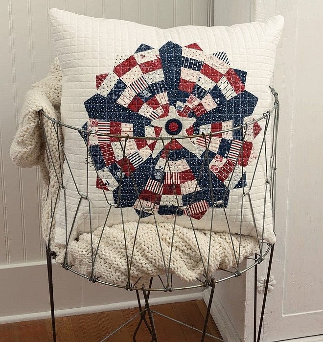Moda All-Stars Soft Spot Quilted Pillows & Comfy Cushions Pattern Book - 17 Patterns Per Book (Softcover)