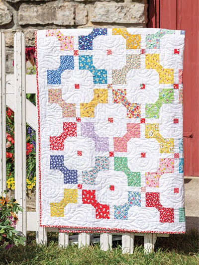 Annie's Quilting Scrap-Happy Quilts Pattern Book - 12 Projects Per Book