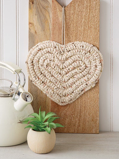 Annie's Crochet Make It in a Weekend! Hot Pads Pattern Book - 14 Projects Per Pattern Book