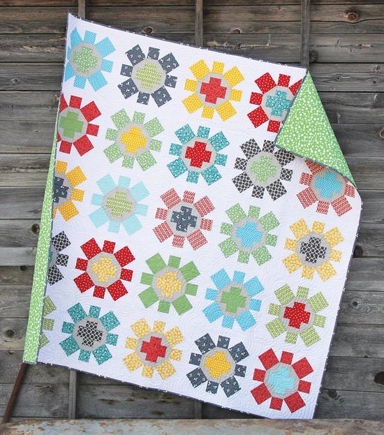Cluck Cluck Sew Spin Cycle Quilt Pattern Finished Size: 75"x75"
