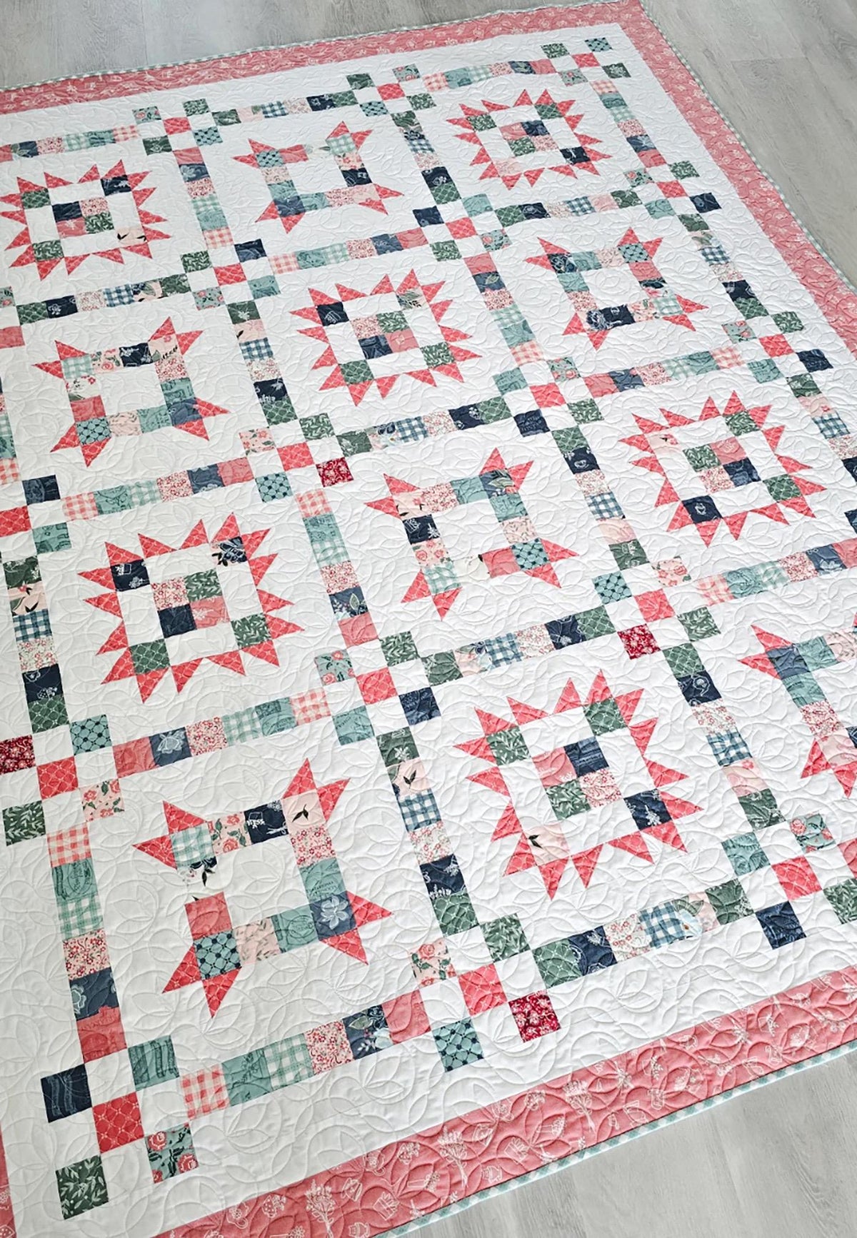 Flamingo Toes Tea Cakes Quilt Pattern Finished Size: 71"x89"