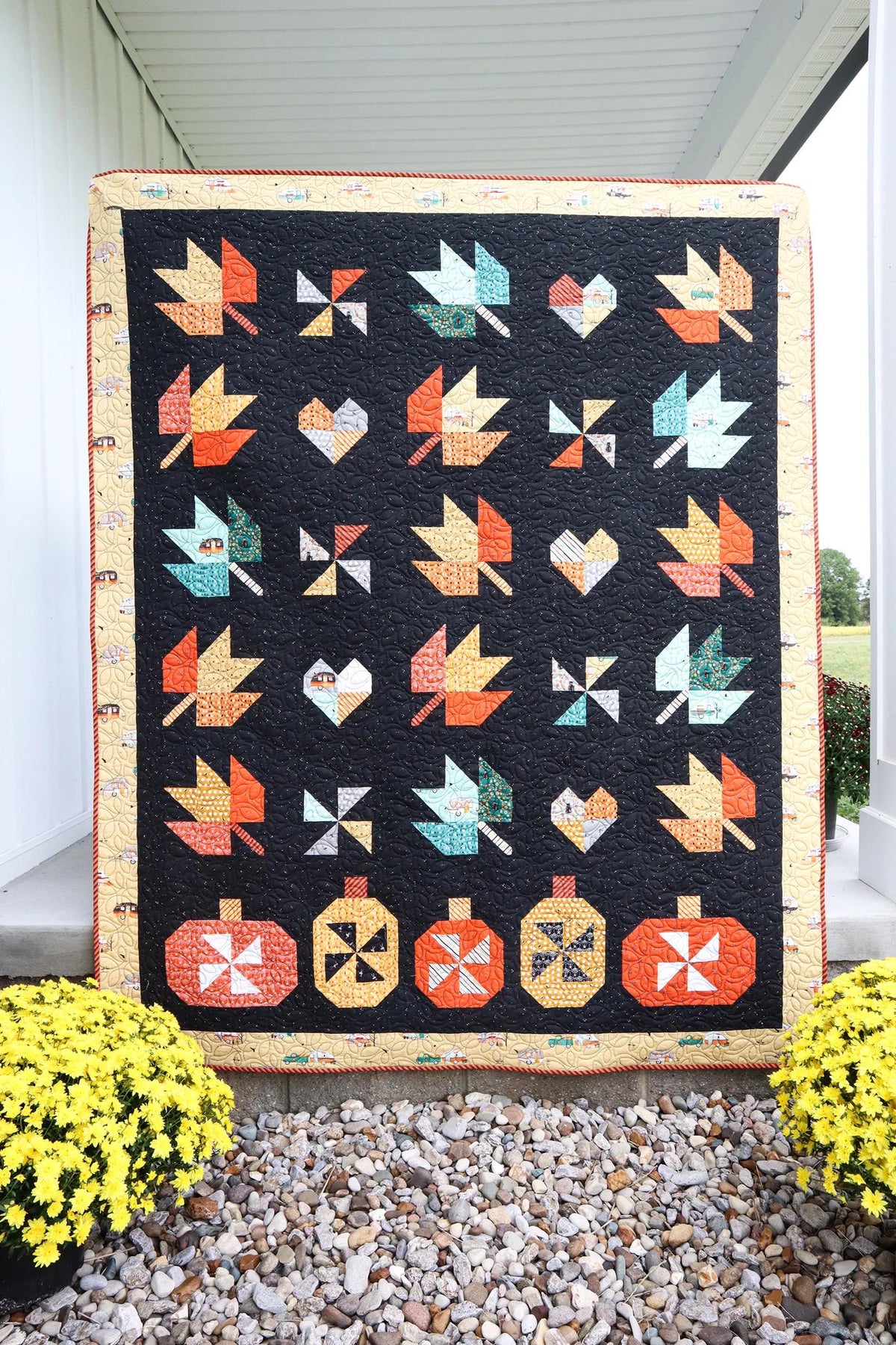 Flamingo Toes Fall In Love Quilt Pattern Finished Size: 66"x82"