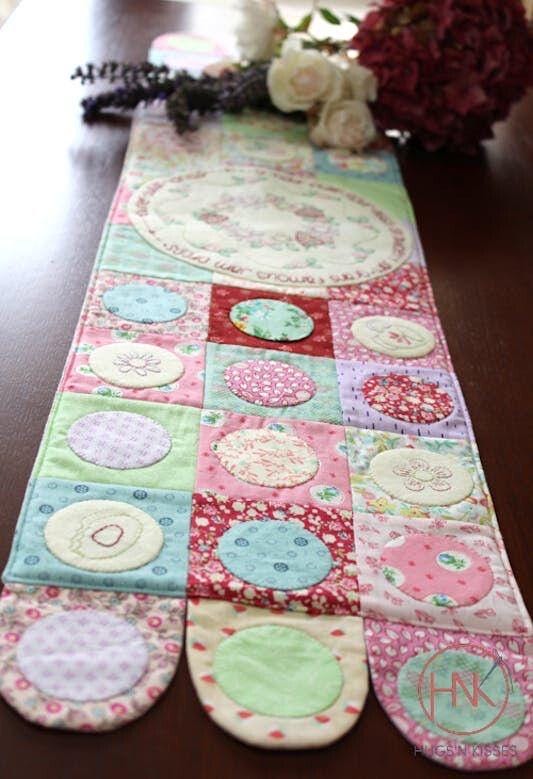 Hugs'N Kisses Gran's Favorite Jam Drops Table Runner Pattern Finished Size: 9"x39" (Includes Precut Applique Circles)