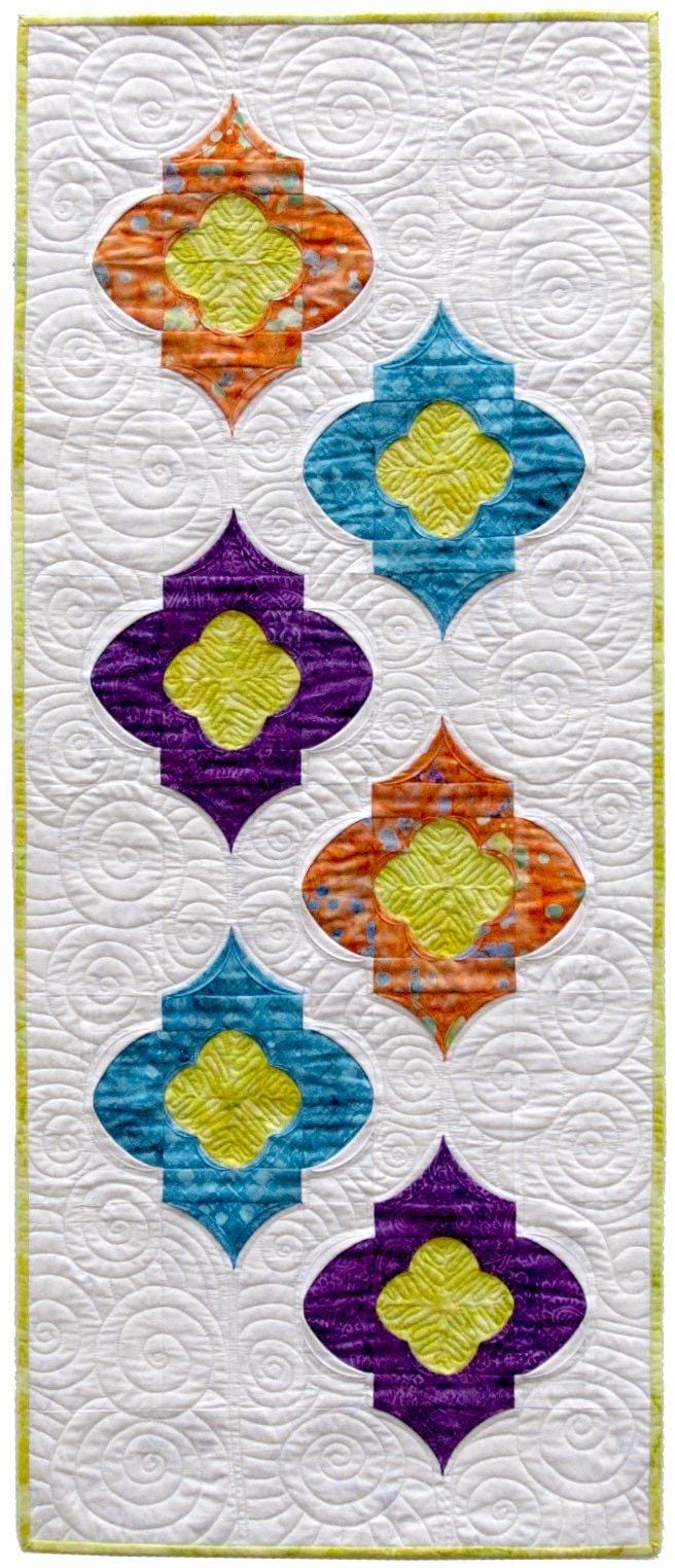 Southwind Designs Twilight Table Runner Pattern Finished Size: 18.5”x44.5”
