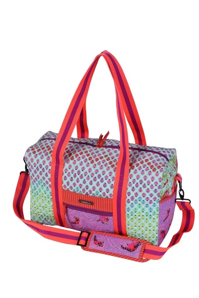 ByAnnie Get Out of Town 2.1 Bag Pattern PBA227.2.1 (14 Colors of 18"x54" Mesh Packs Sold Separately)