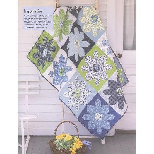 Annie's Attic Quilting Creative Precut Quilts Pattern Book - Inspiring Designs with Fabric Bundles (Softcover) A141545