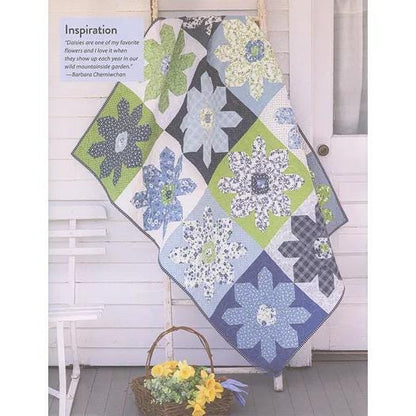 Annie's Attic Quilting Creative Precut Quilts Pattern Book - Inspiring Designs with Fabric Bundles (Softcover) A141545