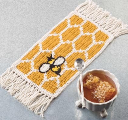 Annie's Crochet Farmhouse Mug Mats - 12 Projects Per Pattern Book