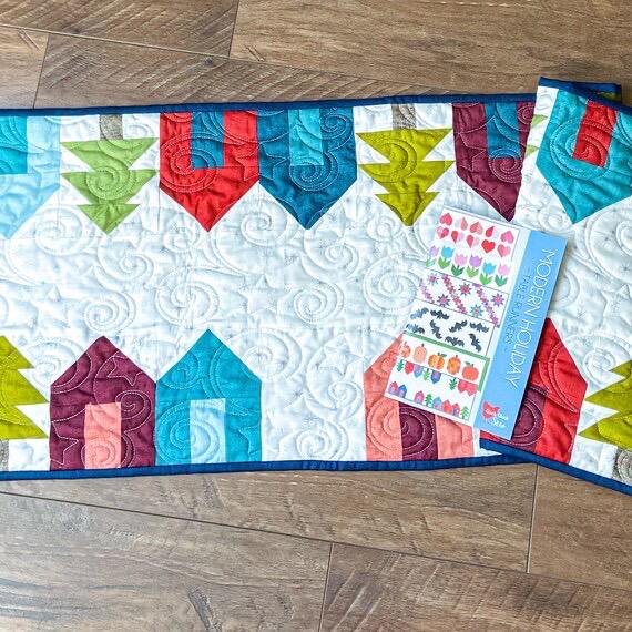 Cluck Cluck Sew Modern Day Table Runners - 6 Size Variations Per Pattern