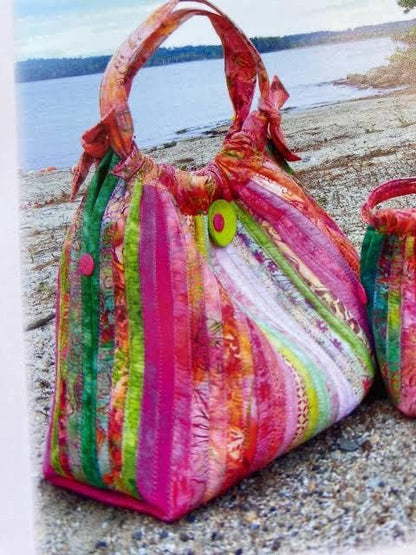 Aunties Two Bailey Island Hobo Bag Pattern AT244