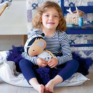Tilda's Toy Box - Sewing Patterns For Soft Toys and More From The Magical World of Tilda (Softcover)