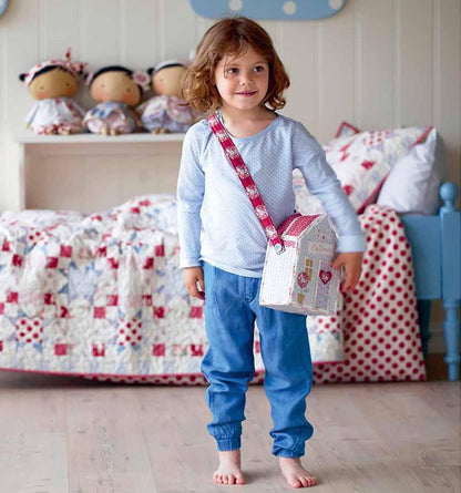 Tilda's Toy Box - Sewing Patterns For Soft Toys and More From The Magical World of Tilda (Softcover)