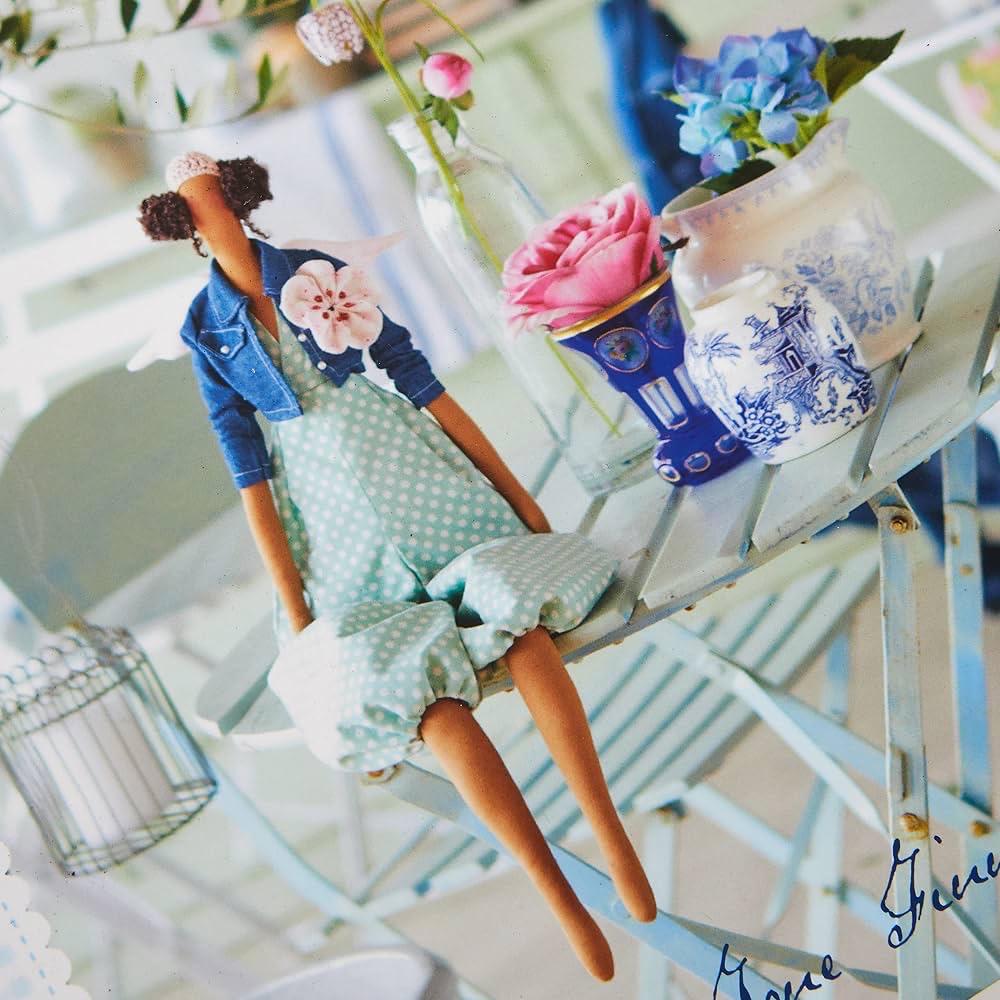 Tilda's Spring Ideas - Simple Sewing Projects and Papercraft Ideas with Tilda Fabrics and Embellishments (Softcover)