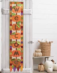 Annie's Quilting Quilts For Autumn Pattern Book - 11 Seasonal Projects For Autumn Inspiration (Softcover)